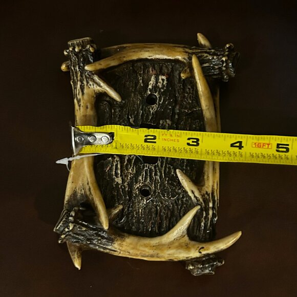 NWT Set of 3 Faux Deer Antler Light Switch Plate Covers - Picture 8 of 12